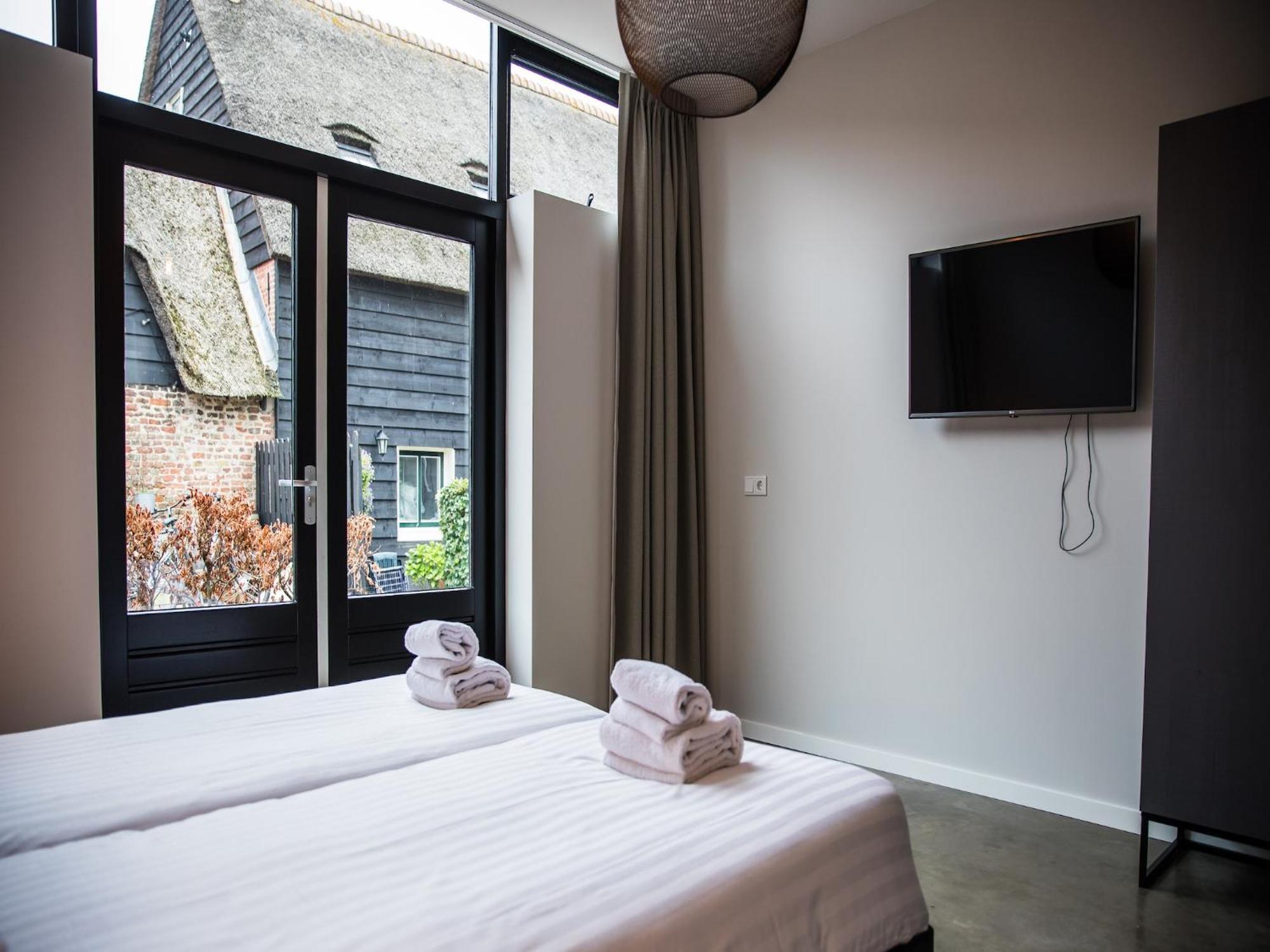 Cozy Holiday Home In Vrouwenpolder Close To The Beach ภายนอก รูปภาพ