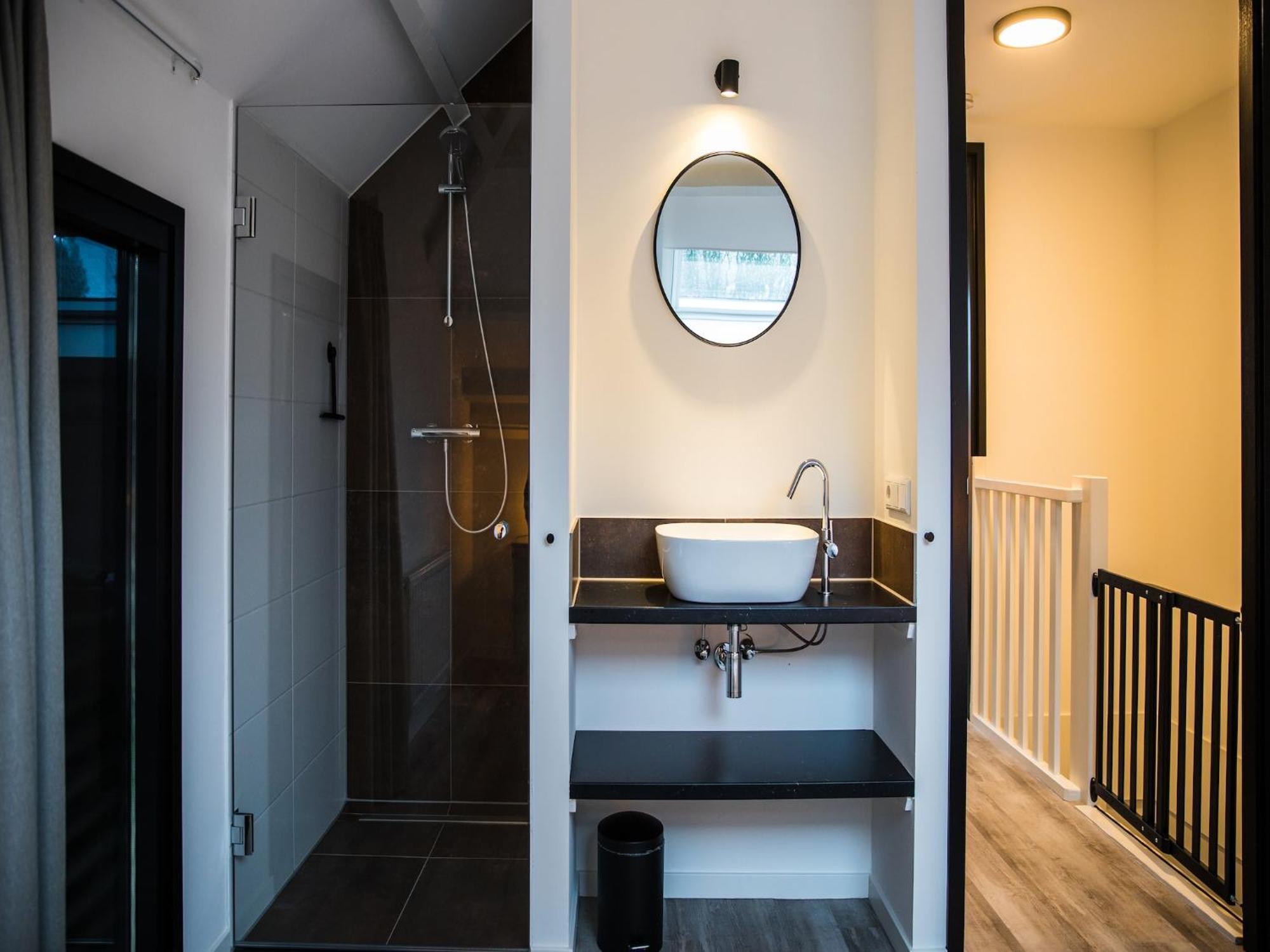 Cozy Holiday Home In Vrouwenpolder Close To The Beach ภายนอก รูปภาพ