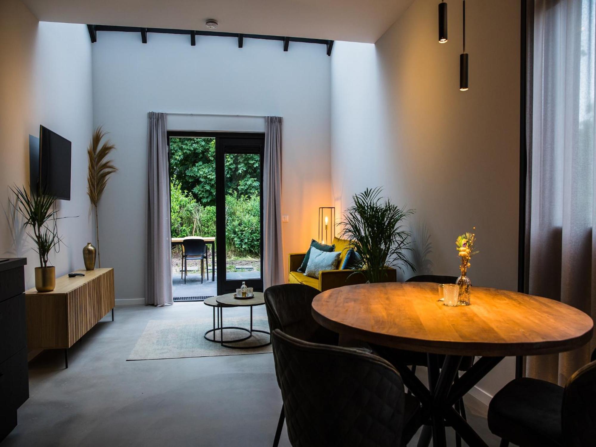 Cozy Holiday Home In Vrouwenpolder Close To The Beach ภายนอก รูปภาพ